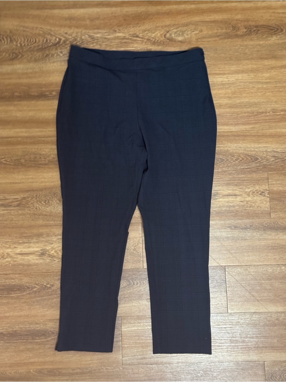 Investments Women's Navy Plaid Slim Ankle Pants